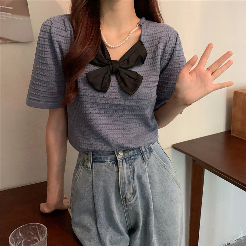 Women’s Short Sleeve Sweater with Pearl and Bow Detail